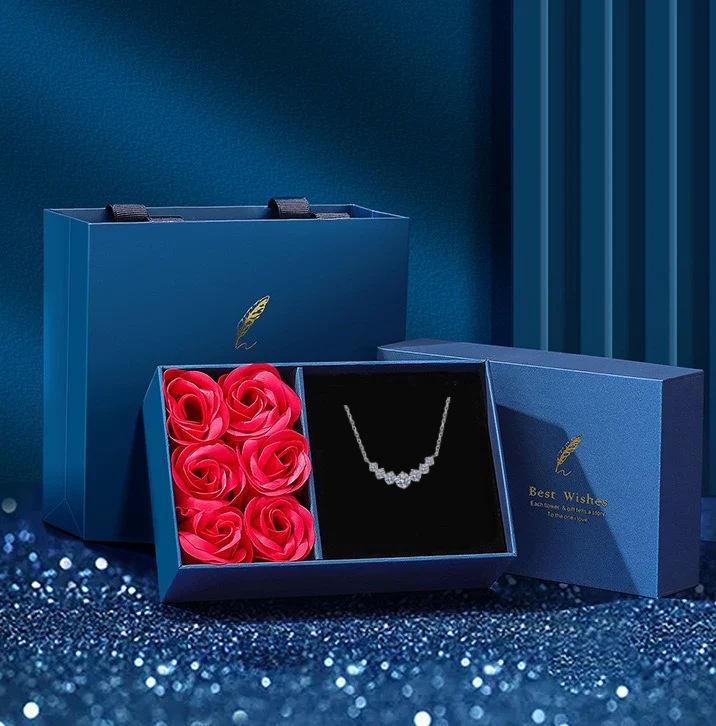 Smiling Sparkle Necklace