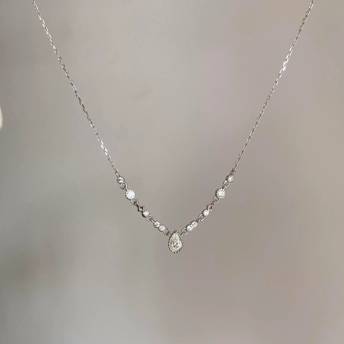 Linked Raindrops Necklace