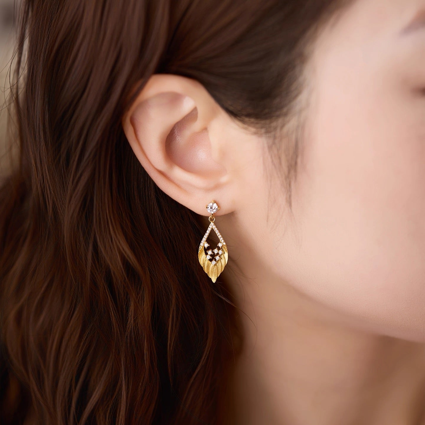 Golden Feather Spark Earrings