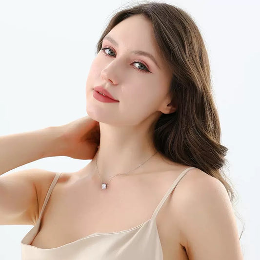 Classic Oval Necklace