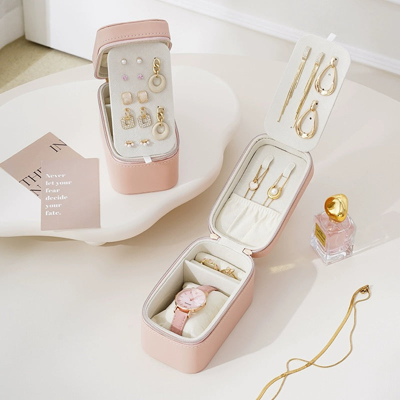 Slim Jewelry Organizer
