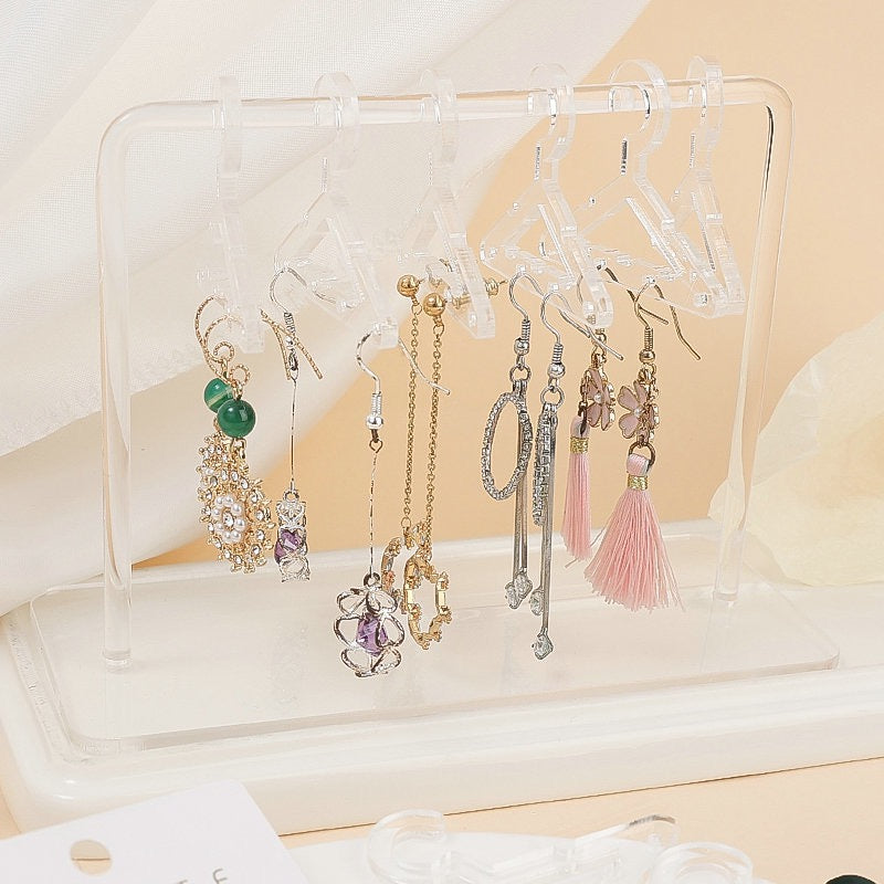 Chic Hanger Jewelry Organizer