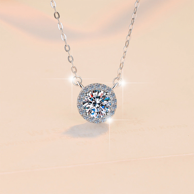 Radiant Round Necklace