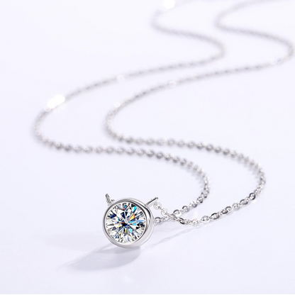 Round Pendant Necklace
