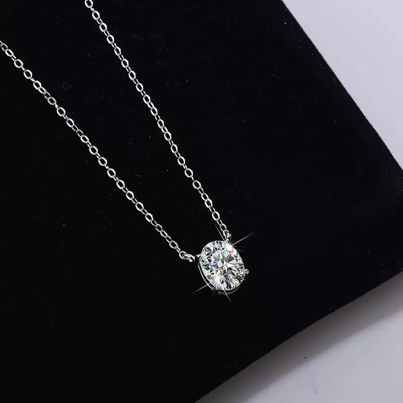 Classic Oval Necklace