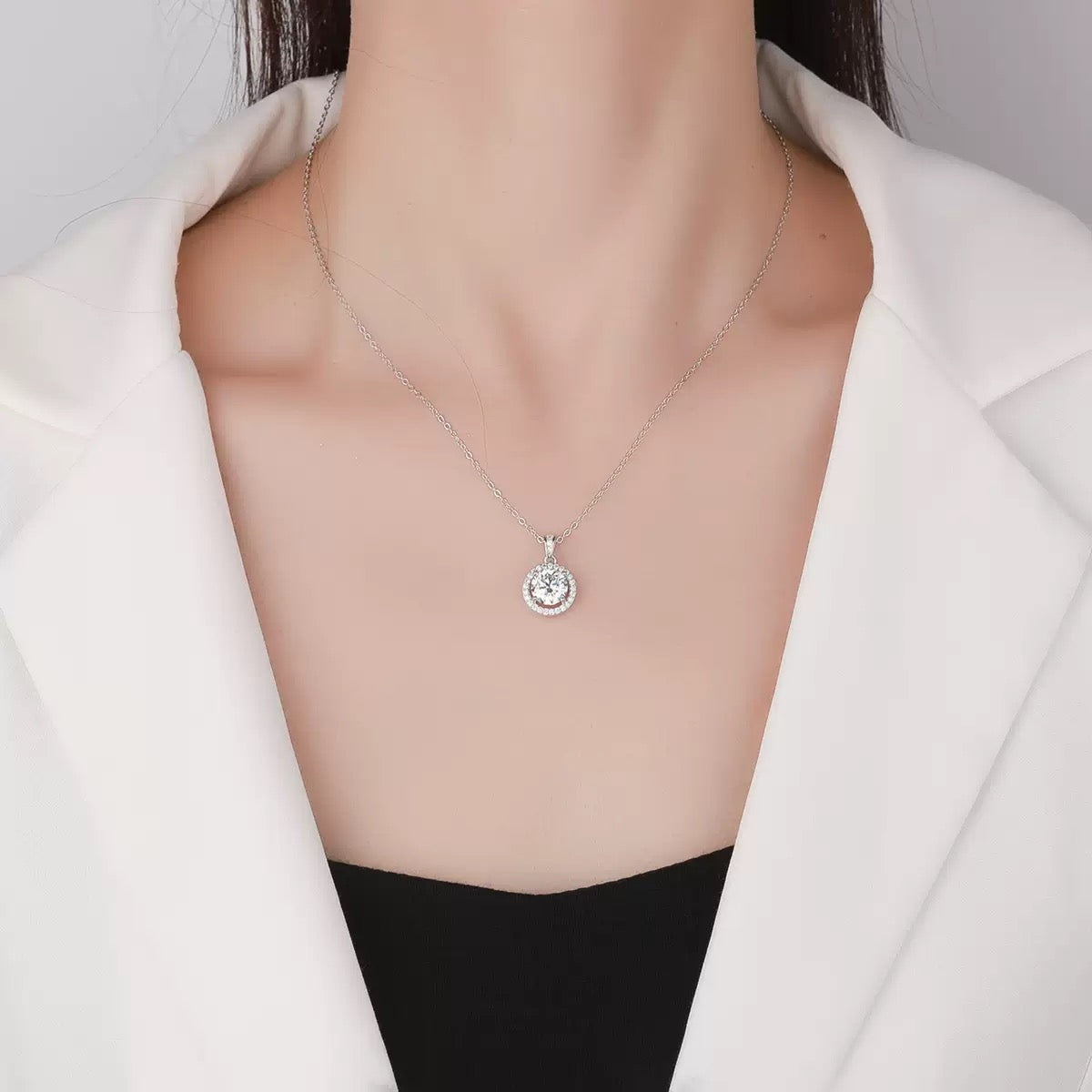 Radiant Round Necklace